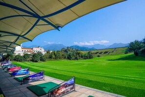 Golf - Nine Cloud Homestead Resort Hotel (Tonglu)