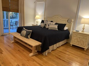 4 bedrooms, iron/ironing board, travel cot, free WiFi