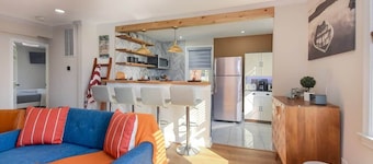 Treehouse Suite King BR Spa bath Calm Energy