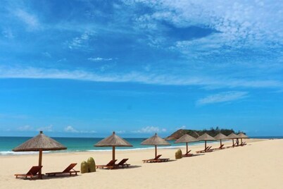 Lettry Holiday Hotel