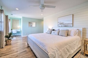 6 bedrooms, desk, free WiFi, bed sheets - Dig'n It of Surf City! HOT TUB! 6 Bdr - 4.5 Bath (Surf City)