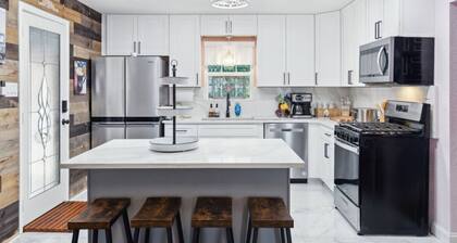 Lake Side Granbury Home