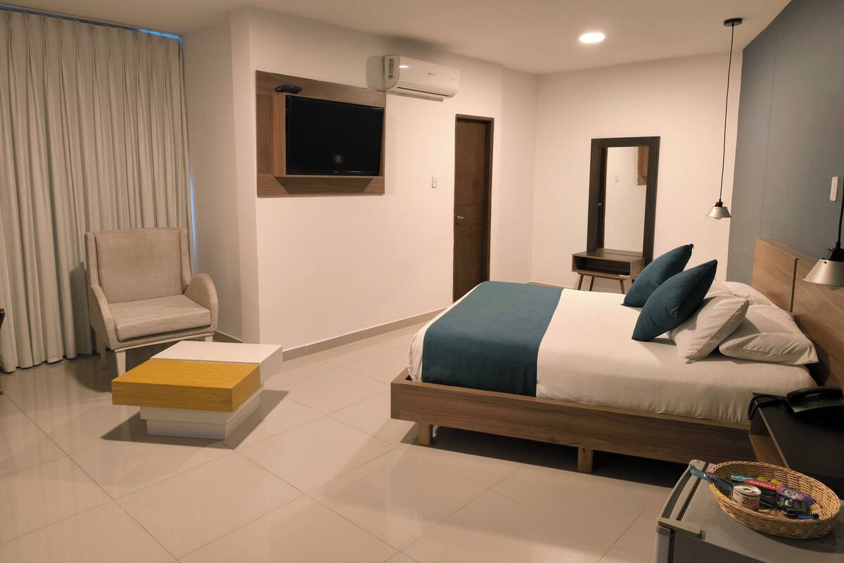 Junior Single Room