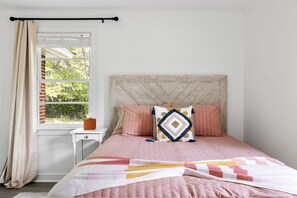 3 habitaciones, escritorio, cuna de viaje y wifi gratis 