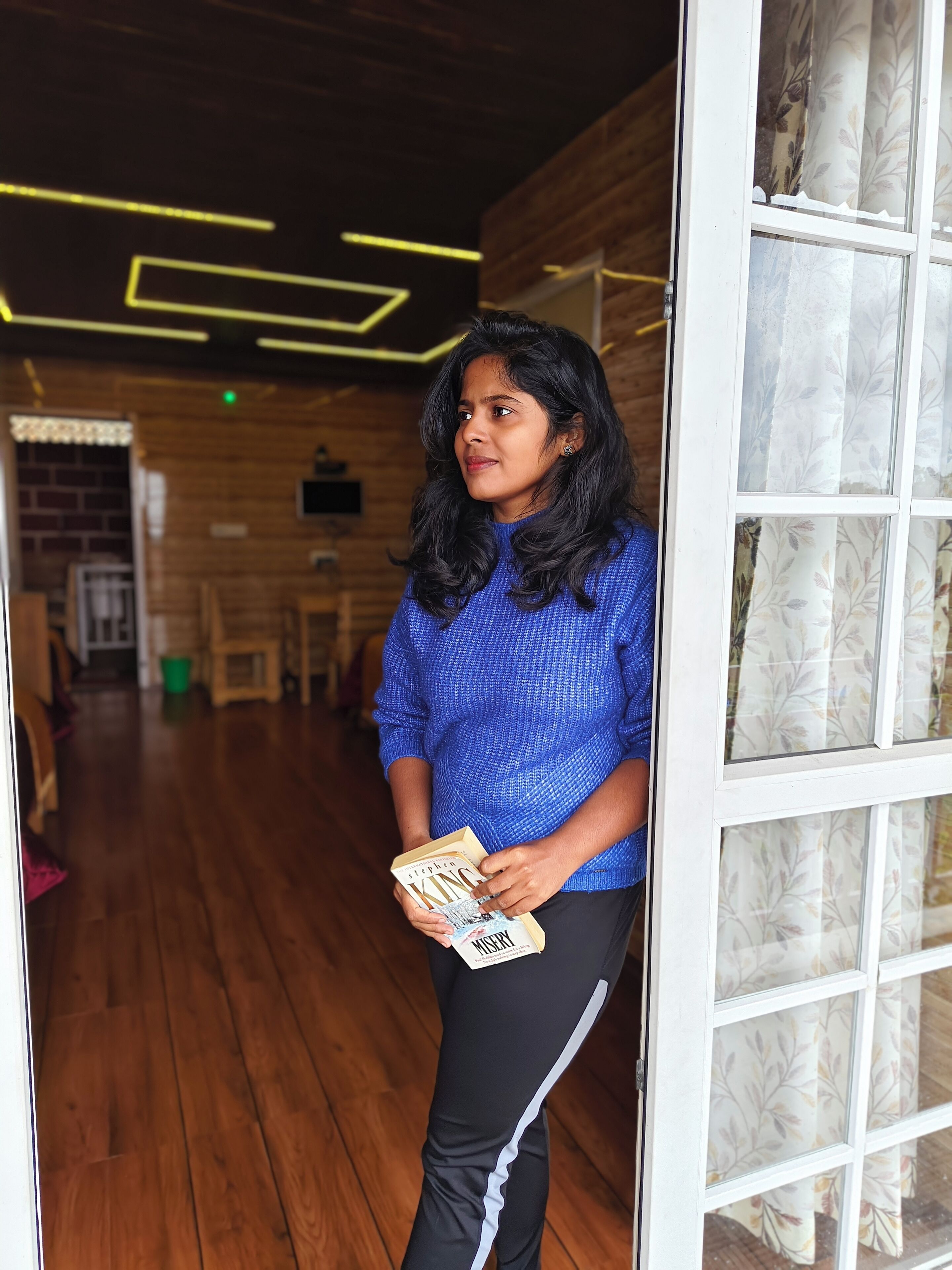 华丽客房, 多张床, 阳台, 山景 | 特色家居、床单