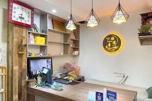 Unclassified image, 3 of 44, button - Fuyuan Riverview Homestay (Fenghuang County)