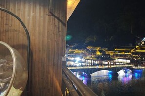 Unclassified image, 4 of 44, button - Fuyuan Riverview Homestay (Fenghuang County)
