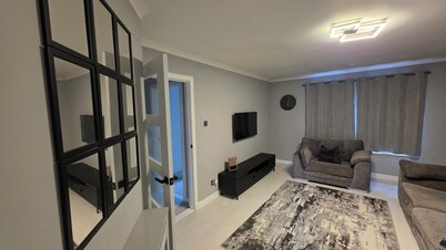 15% Discount for Long Stay*Close to Edinburgh*