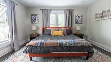 2 habitaciones, escritorio, tabla de planchar con plancha y wifi gratis