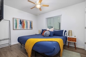 6 habitaciones, escritorio, tabla de planchar con plancha y wifi gratis 