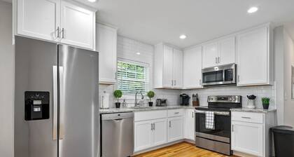 Avenue Quads - Unit 3/Family-Friendly/City Retreat