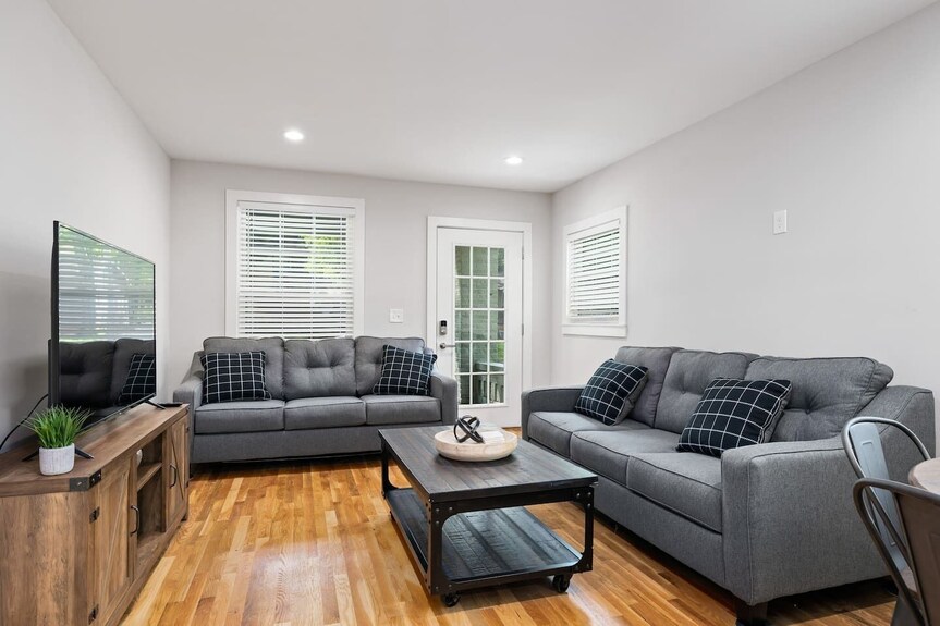 Avenue Quads - Unit 3/family-friendly/city Retreat - Birmingham, AL