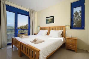 2 makuuhuonetta, silitysrauta/-lauta, ilmainen Wi-Fi, vuodevaatteet