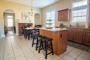 Dining - Bessemer Beauty: Suburban Charm with Modern Flair (Bessemer)