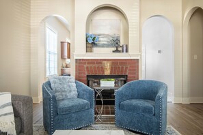 Smart TV, fireplace, video games, offices - Bessemer Beauty: Suburban Charm with Modern Flair (Bessemer)