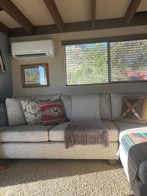 House | 2 bedrooms - Thumb Butte Chalet Nestled in the Mountains (Prescott)