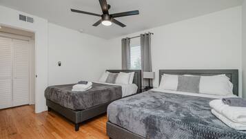 2 soveværelser, strygejern/strygebræt, gratis Wi-Fi, sengetøj