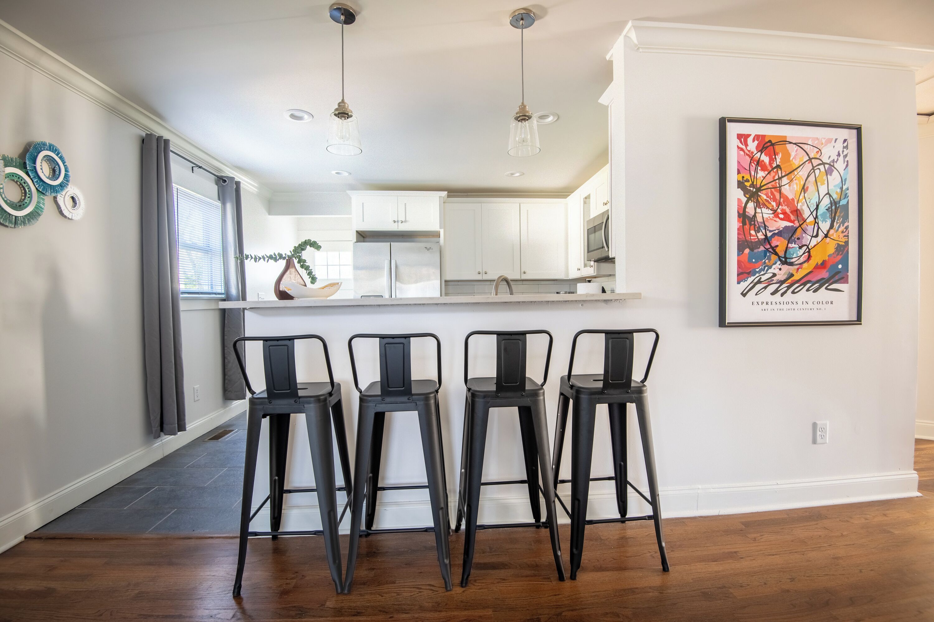 Køleskab, mikrobølgeovn, ovn, kogeplade