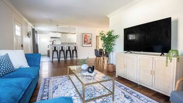 Smart TV, books