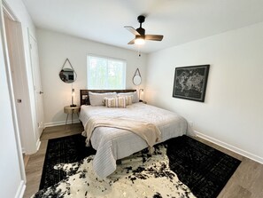 2 bedrooms, desk, iron/ironing board, free WiFi