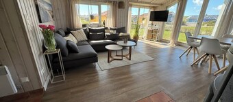 North Sea vacation home Huus Eiderente - relaxation, wellness, fireplace, fiber optic WLAN