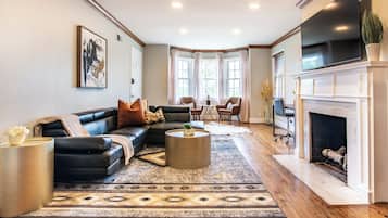 Smart TV, books, offices