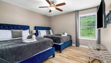 6 bedrooms, iron/ironing board, WiFi, bed sheets