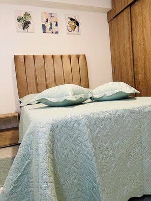 3 bedrooms, iron/ironing board, WiFi, bed sheets - Apartment Marbella Cabrero, near historical center, beach. (Cartagena de Indias)