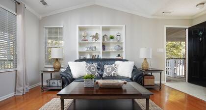 Morning Sun Escape- 3 Bedrooms, King Beds, Balcony