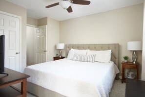 3 chambres, fer et planche à repasser, Wi-Fi gratuit, draps fournis