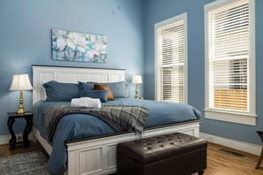 3 chambres, fer et planche à repasser, Wi-Fi gratuit, draps fournis