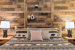 3 chambres, fer et planche à repasser, Wi-Fi gratuit, draps fournis