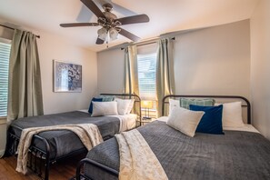 4 chambres, fer et planche Ă repasser, Wi-Fi gratuit, draps fournis