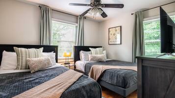 4 bedrooms, iron/ironing board, free WiFi, bed sheets