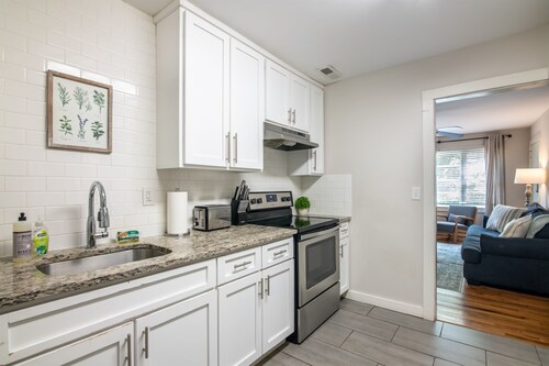 Vulcan View A-King Bed/Private Parking/Patio