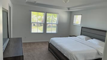 3 dormitorios, escritorio, cuna de viaje y wifi