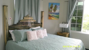 1 bedroom, in-room safe, iron/ironing board, free WiFi - OCHO RIOS VACATION RESORT PROPERTY RENTALS STUDIO APARTMENTS (BEACH IN REAR) (Ocho Rios)