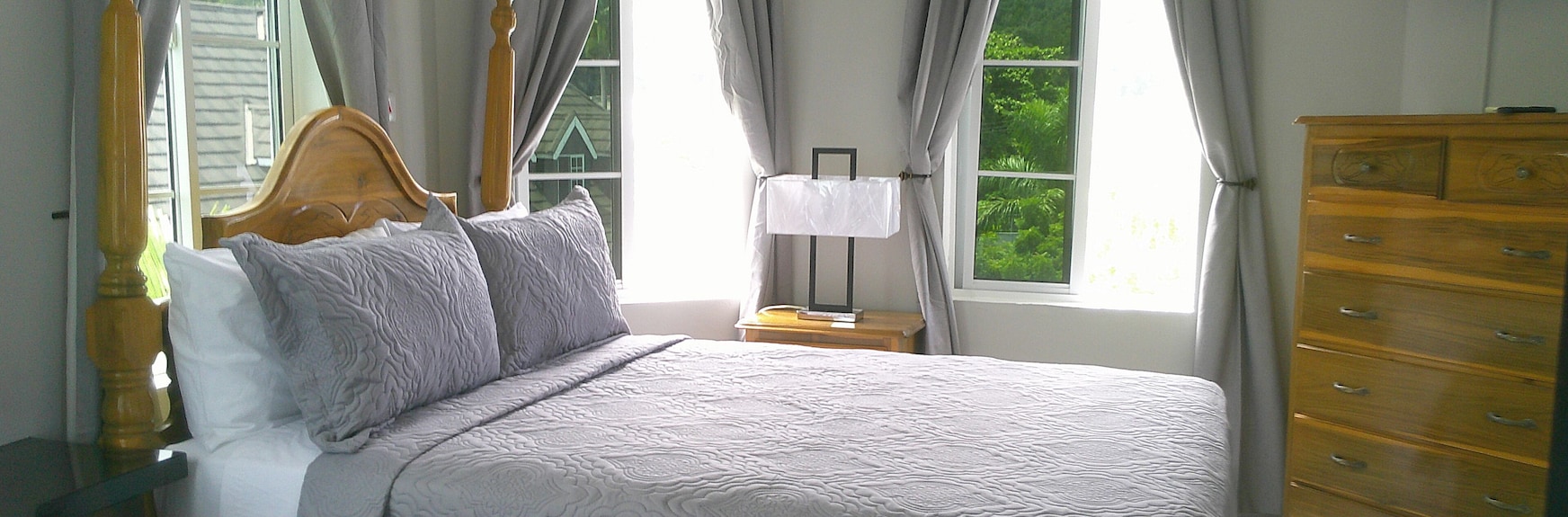 Ocho Rios Vacation Resort Property Rentals Studio Apartments (Beach In Rear) - Ocho Rios