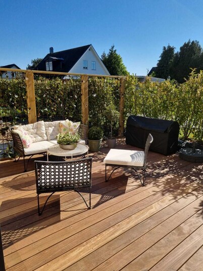 Complete Privacy - Steps from the Beach