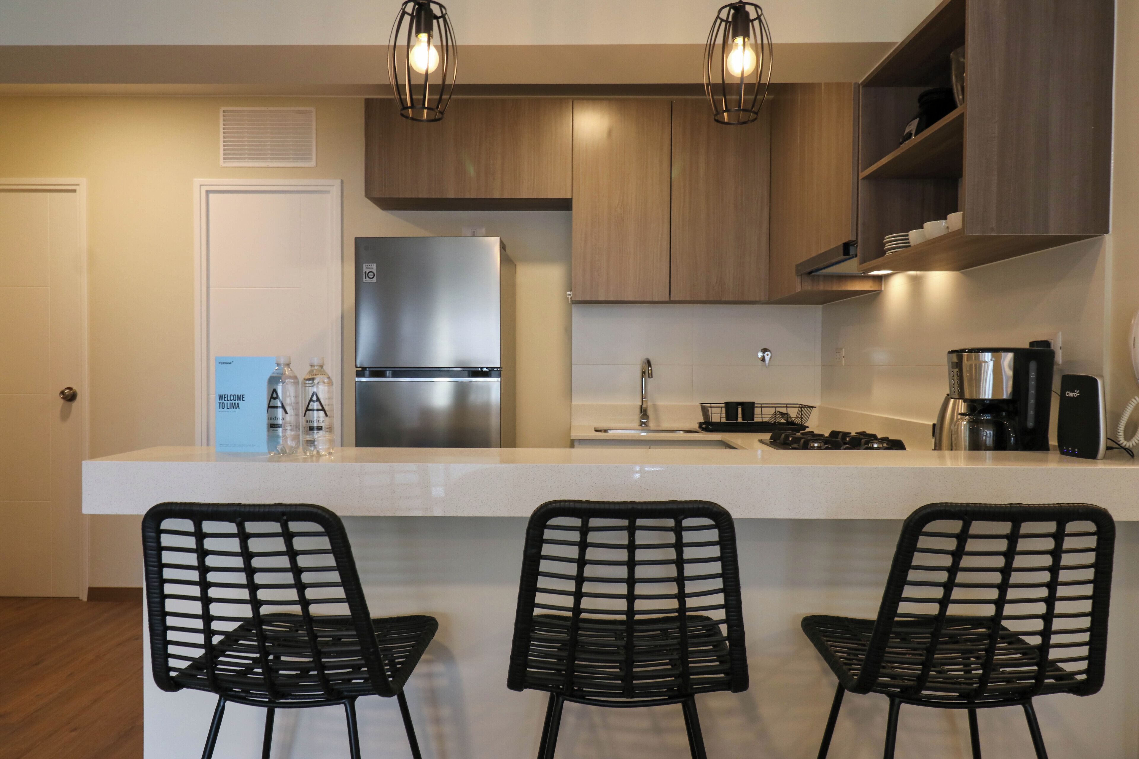 Apartment, 2 Bedrooms (804) | Private kitchen | Fridge, microwave, oven, electric kettle