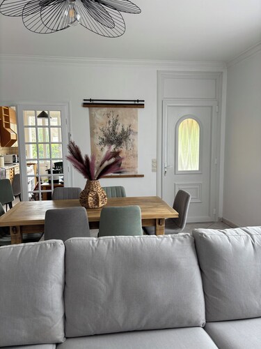 Les rosiers welcomes you for 8 people Cosy house near La Rochelle