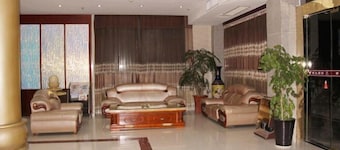 Zhongchen Hotel (Chizhou Nanhu Road)