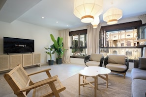 Appartement Exclusif, cuisine, vue ville | Coin séjour