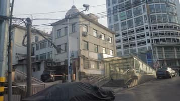 Aparcament sense assistència gratuït