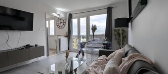 Bright 3-room apartment, balcony & parking - Paris 20 min