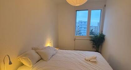 Spacieux duplex 3 chambres, Netflix, télétravail