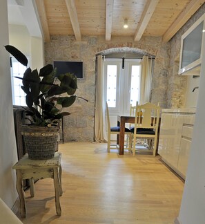 Dining - Triple Studio in the city center (Split)