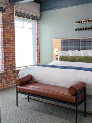 Executive Studio Suite, 1 King Bed | Premium bedding, desk, laptop workspace, blackout drapes - EXPLORE Marquette Historic District (Marquette)