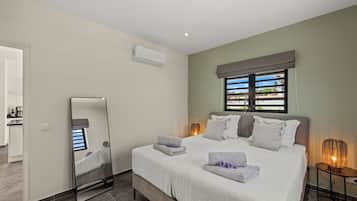 3 bedrooms, blackout curtains, iron/ironing board, free WiFi