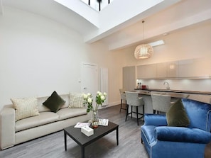 Apartment | Living area